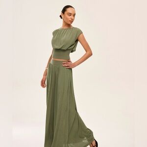 Commense Elegant Olive Green Maxi Skirt and Top Set